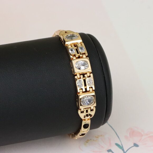 "Elegant Rose Gold Bracelet with Oval Crystal Accents, XPBL0937 - Picture 9 of 12